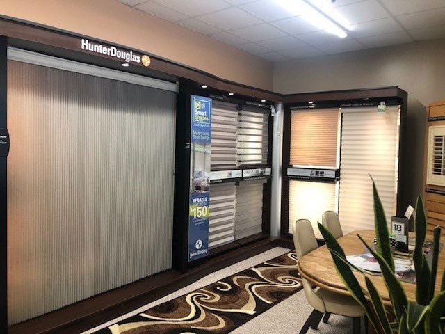 Hunter Douglas Dealer Image